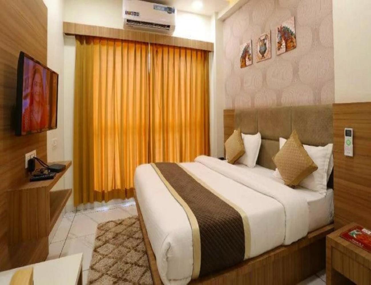 Hotel Tu Casa Delhi Airport Nuova Delhi Esterno foto